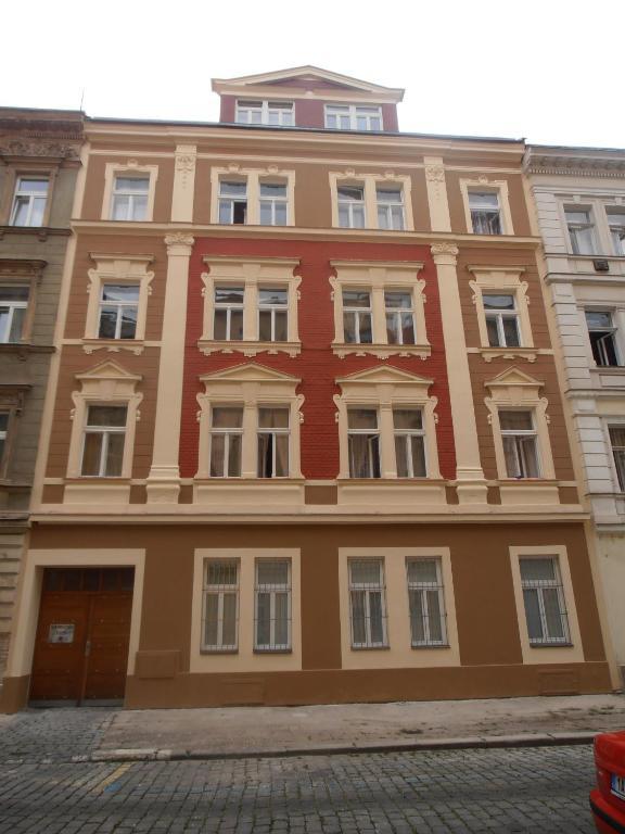 Apartments Emma Prag Exteriör bild
